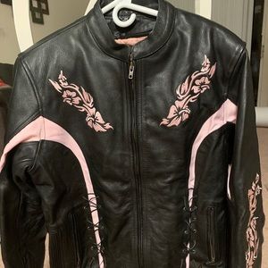 Woman’s Size M Genuine Leather Jacket